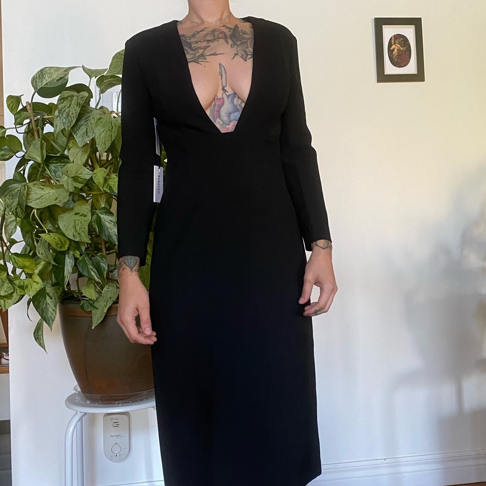Babaton Masu dress sz 0 black low cut front nwt